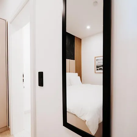 Apartment Velazza *